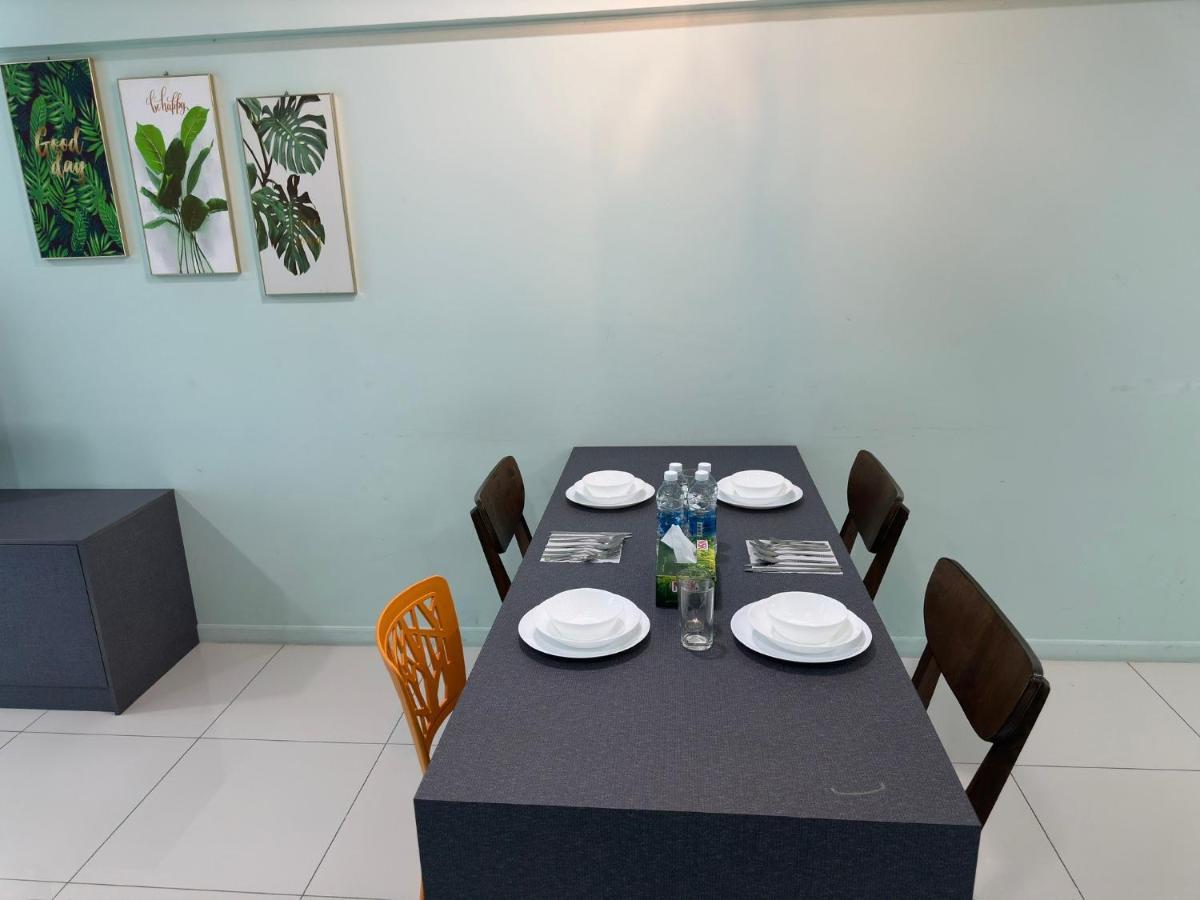 Summer Suites Klcc By Purple Orchid Kuala Lumpur Exterior photo